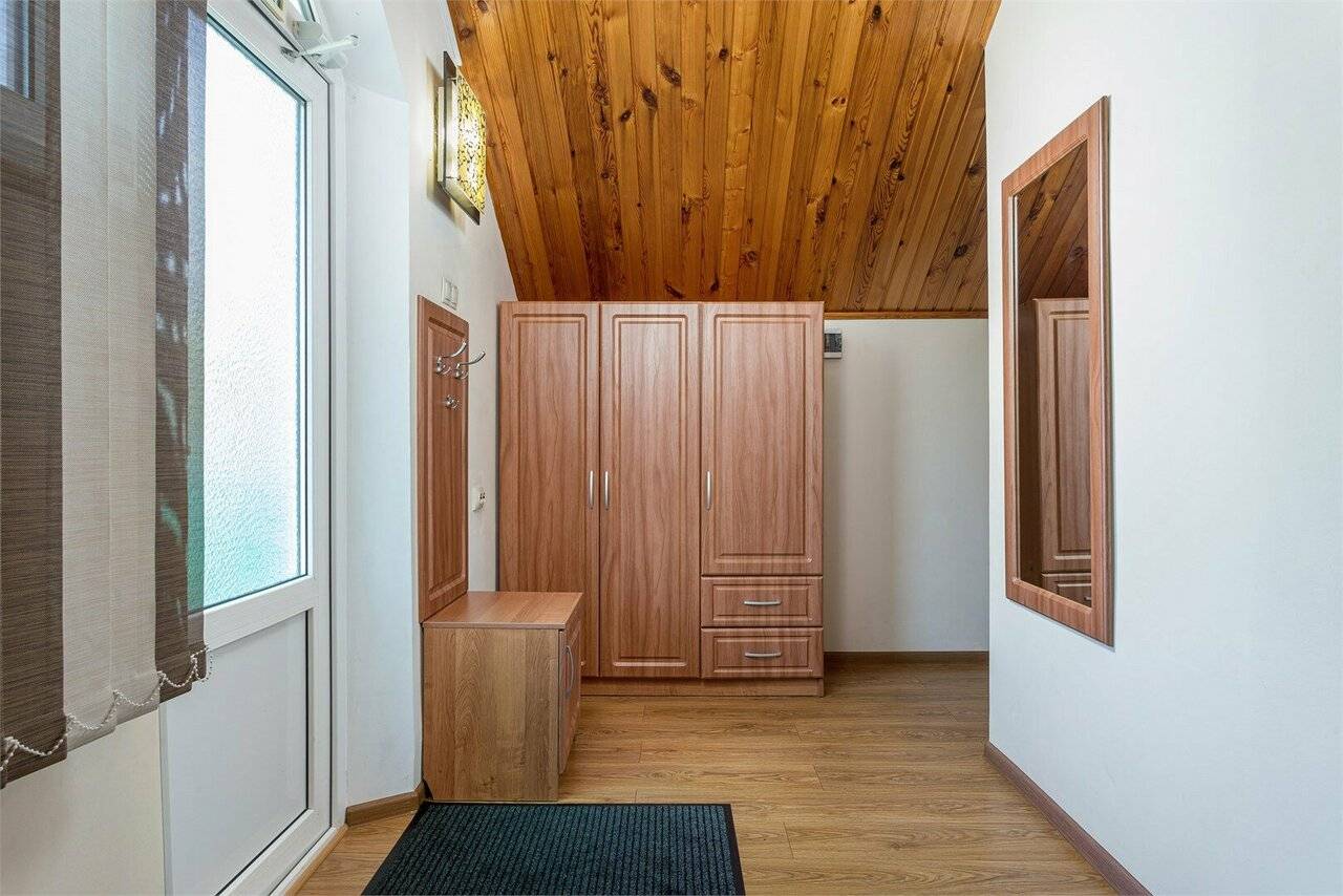 Фотографии номера Апартаменты с балконом в Гостинице Русич Анапа