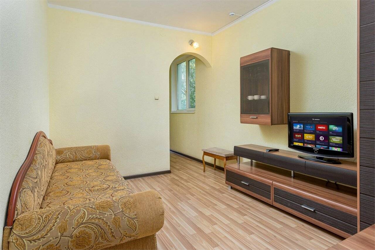 Фотографии номера Двухместный номер с 1 кроватью и балконом в Гостинице Русич Анапа