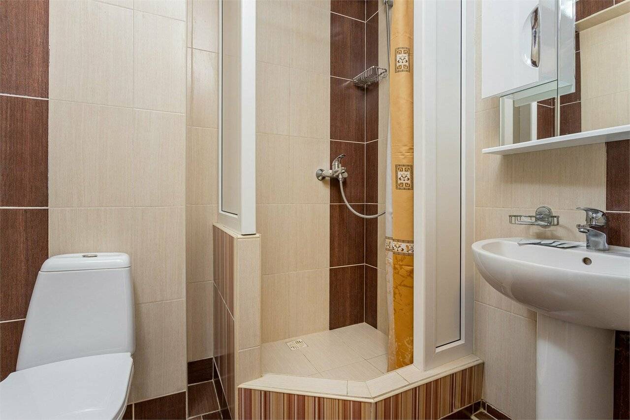 Фотографии номера Стандартный двухместный номер с 1 кроватью или 2 отдельными кроватями и балконом в Гостинице Русич Анапа