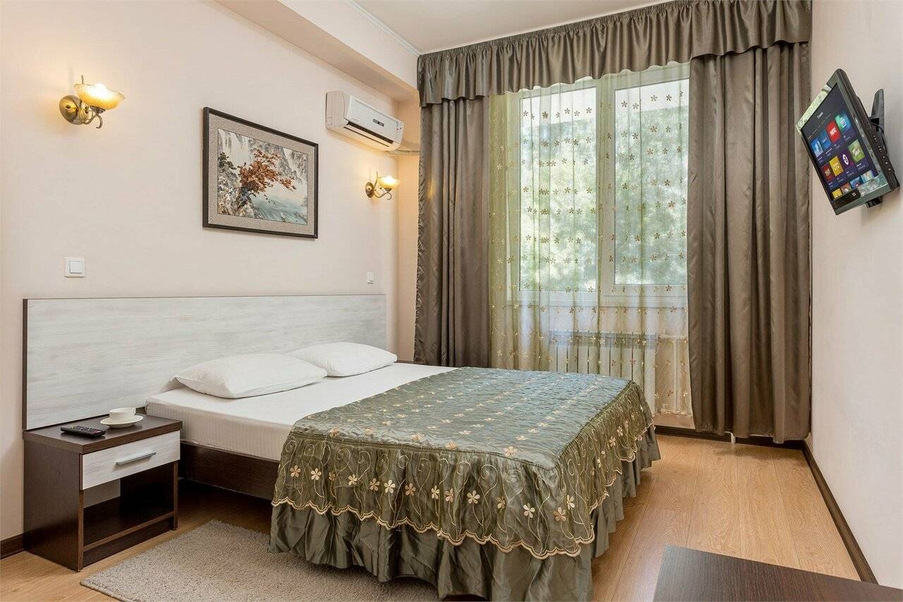 Улучшенный двухместный номер с 1 кроватью